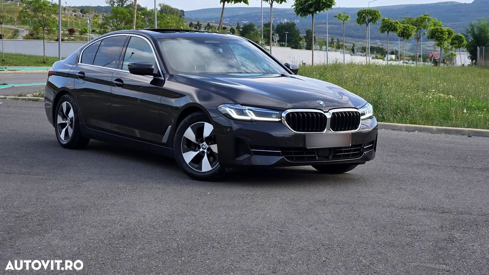 BMW Seria 5 520d AT MHEV - 1