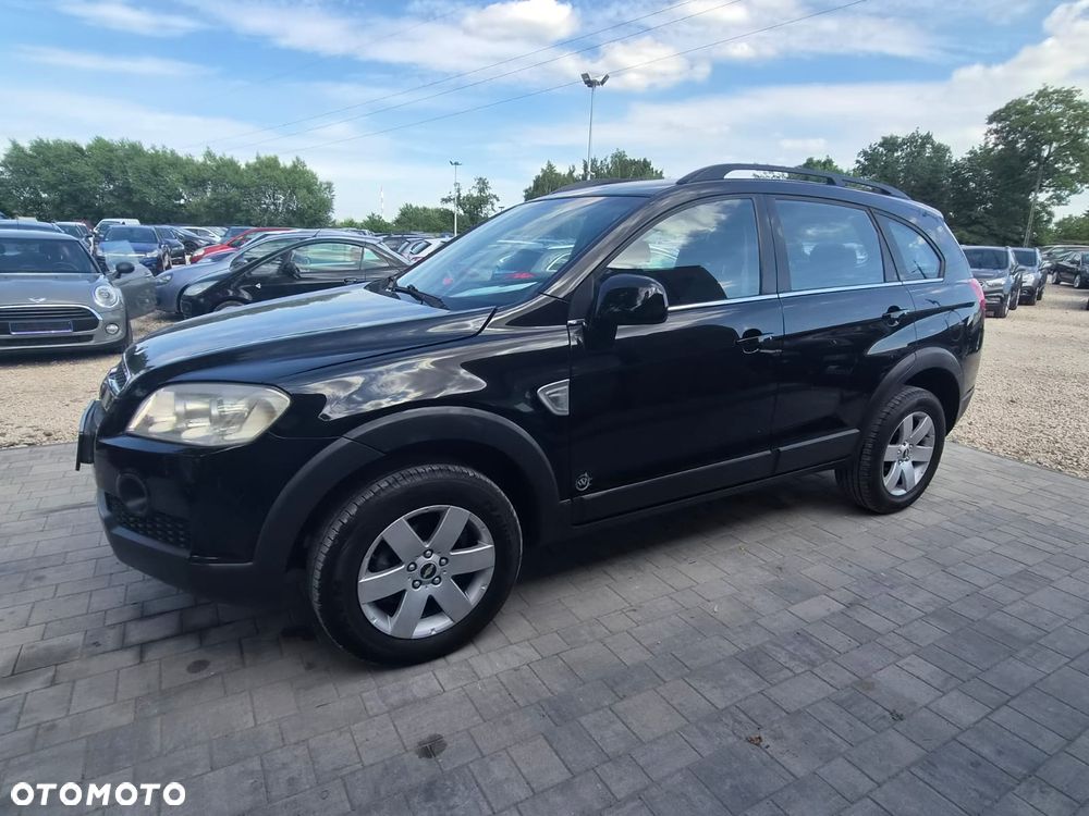 Chevrolet Captiva 2.4 4WD 7 Sitzer LT - 18