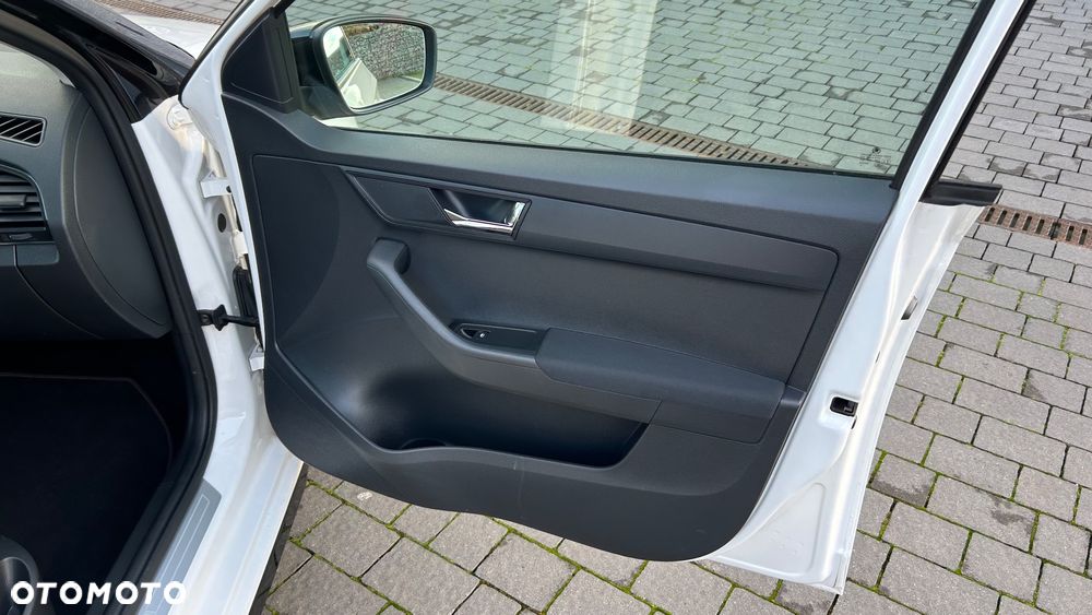 Skoda Fabia 1.0 TSI Monte Carlo - 32