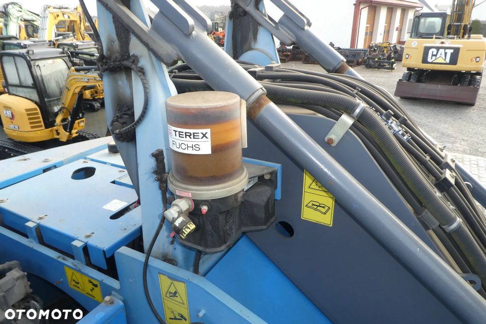 Fuchs MHL 320 Z NIEMIEC PRZEŁADUNKOWY - 22