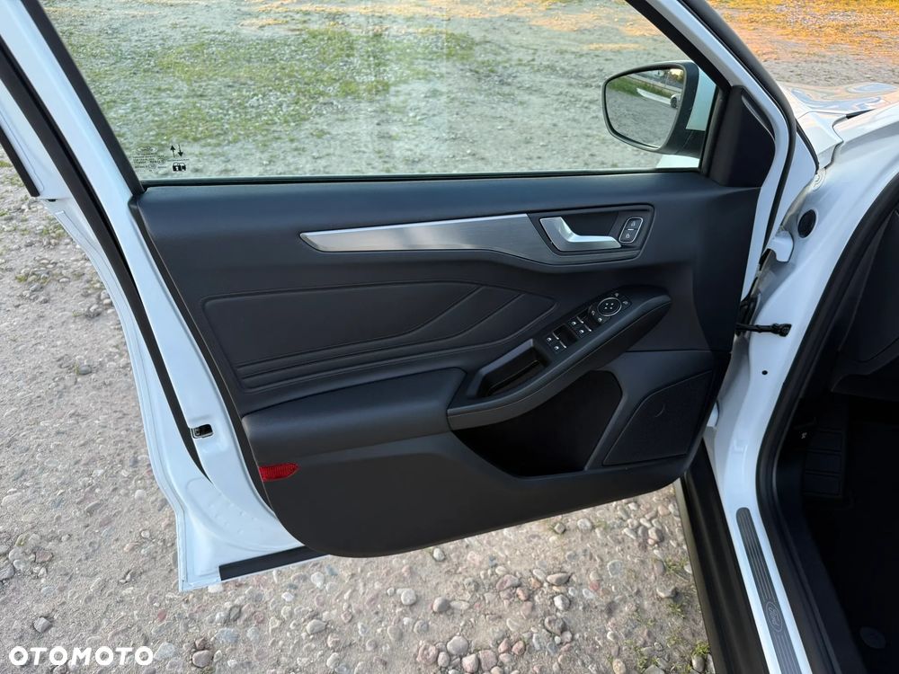 Ford Focus 1.5 EcoBlue STart-Stopp-System TITANIUM - 15