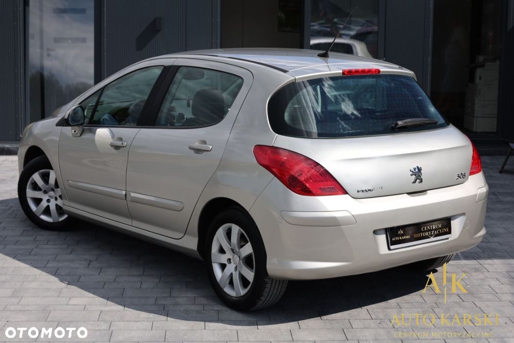 Peugeot 308 - 10