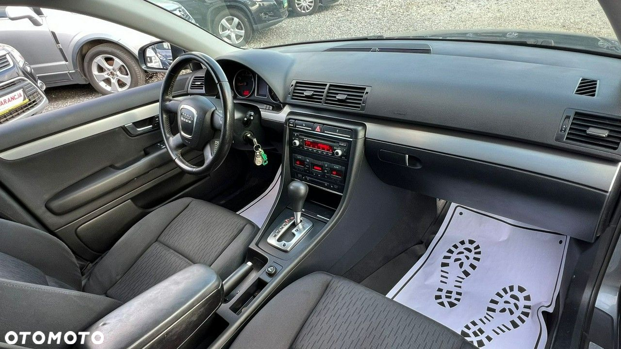 Audi A4 - 24