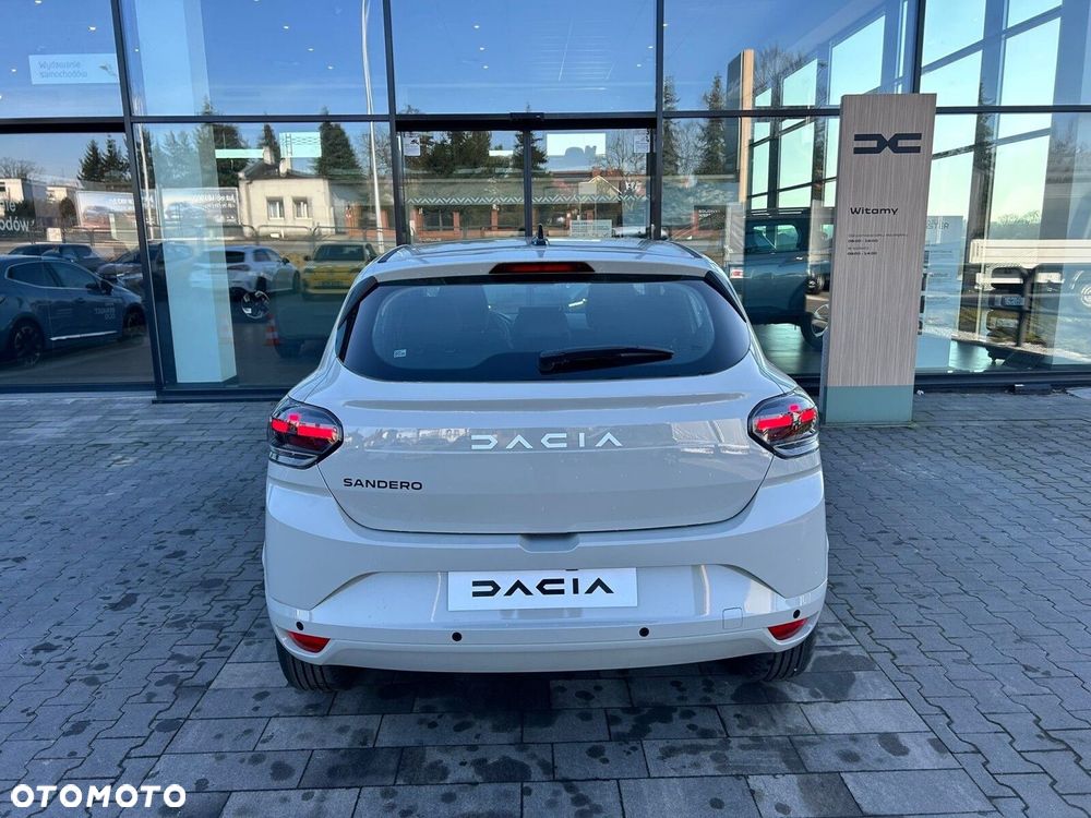 Dacia Sandero - 6