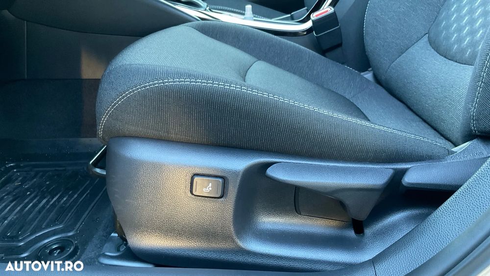 Toyota Corolla Sedan 1.8 HSD Dynamic - 31