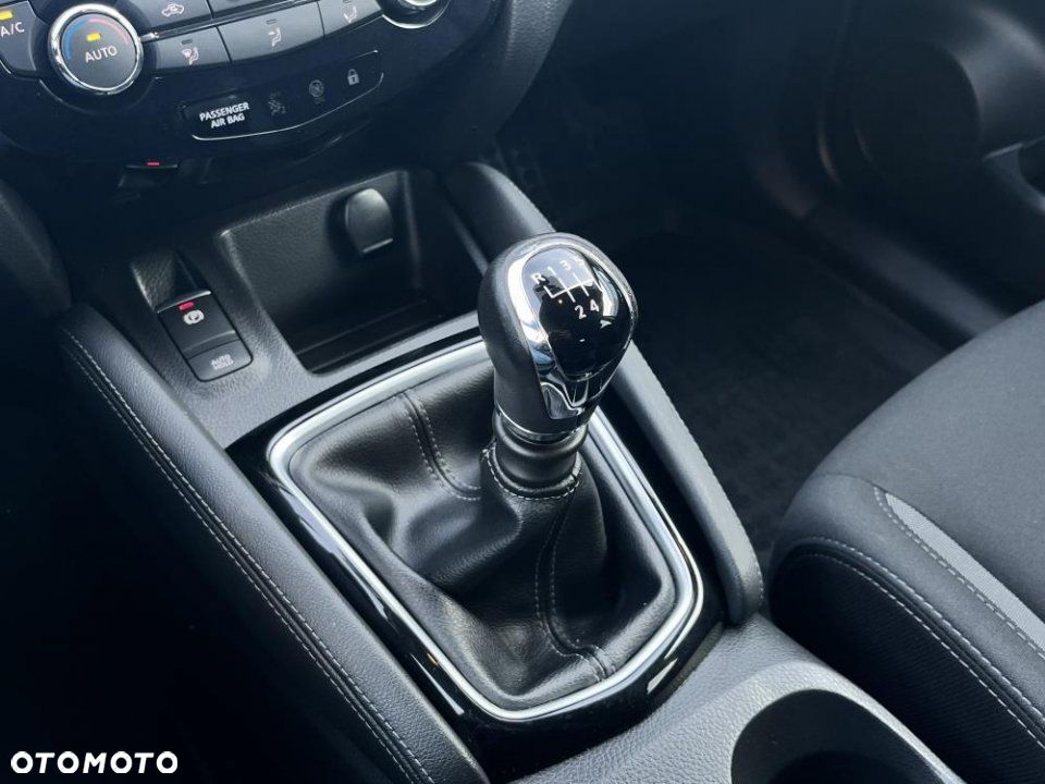 Nissan Qashqai - 23