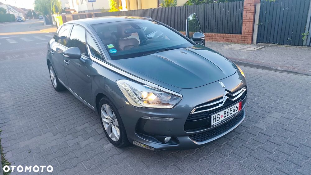 Citroën DS5 Hybrid4 EGS6 SportChic - 22