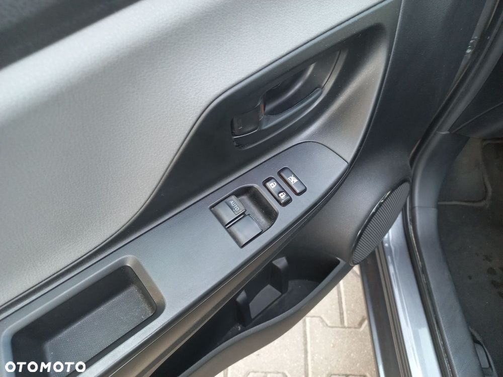 Toyota Yaris - 14