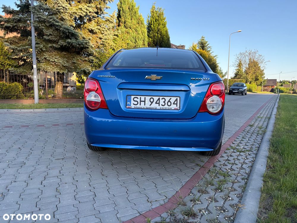 Chevrolet Aveo 1.6 LTZ - 5