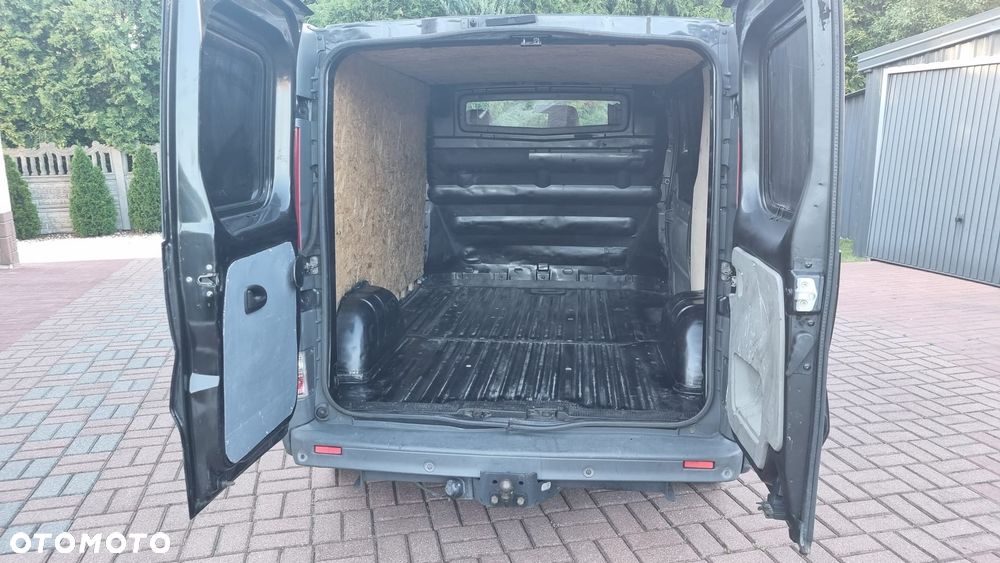 Opel Vivaro - 9