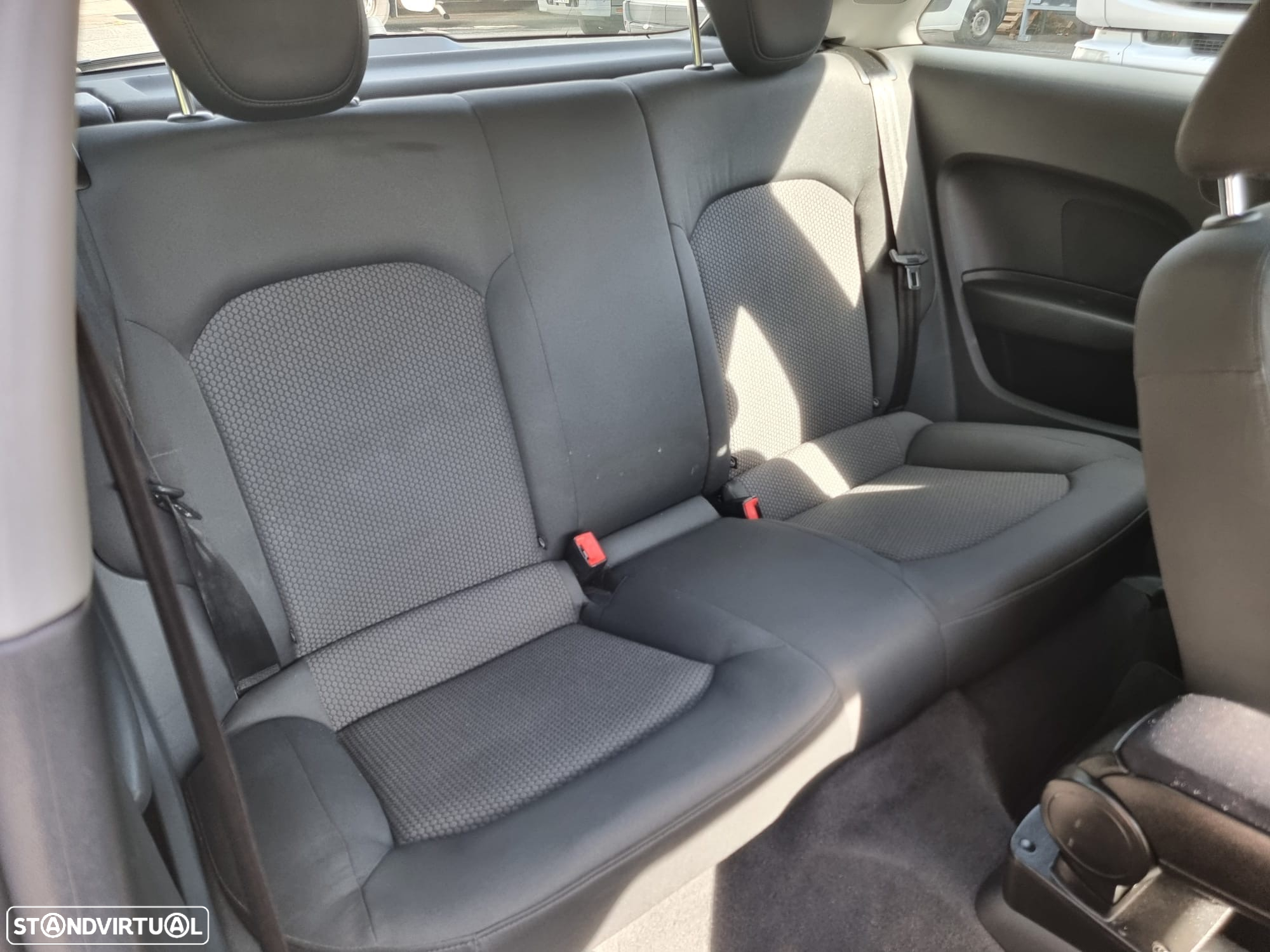 Audi A1 1.6 TDI S-line - 12