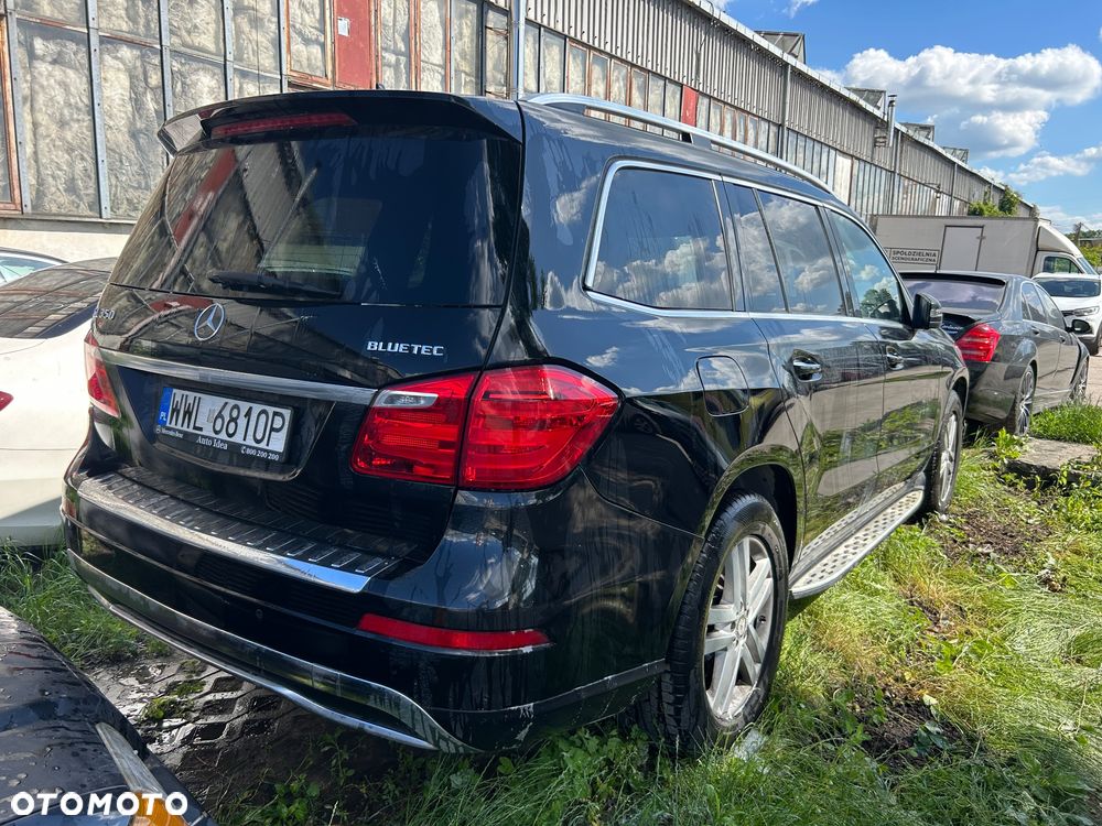 Mercedes-Benz GL - 6