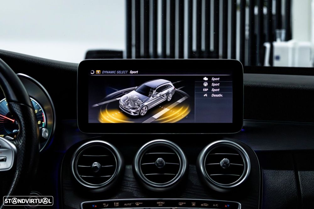 Mercedes-Benz C 300 de AMG Line - 32