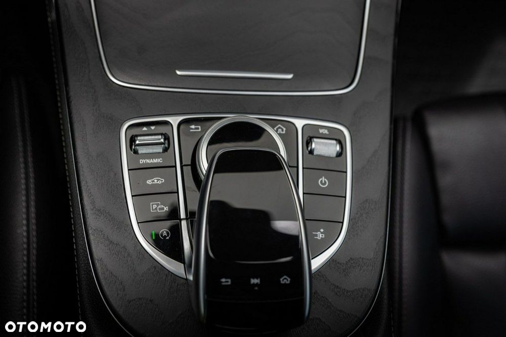 Mercedes-Benz Klasa E - 25