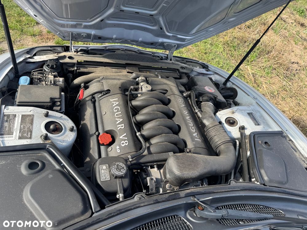 Jaguar XK8 4.0 - 18