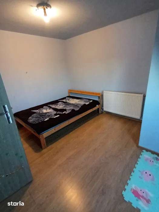 Apartament 3 camere, 85mp, 2 niveluri, zona centrala — fotografia 3