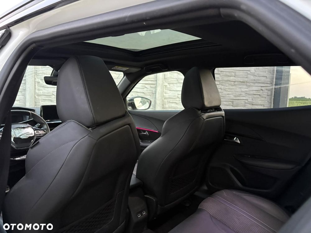 Peugeot 2008 PureTech 130 GT - 11