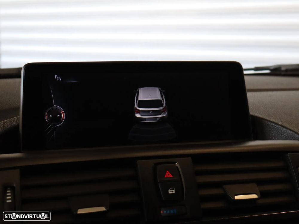 BMW 125 d Pack M - 19