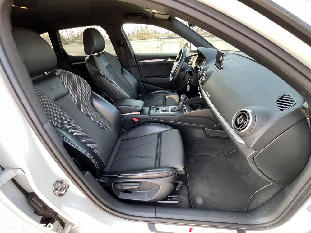 Audi A3 Sportback - 17