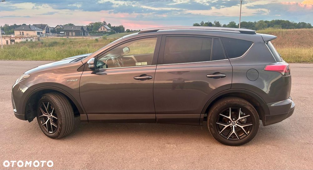 Toyota RAV4 Hybrid Premium 4x2 - 3