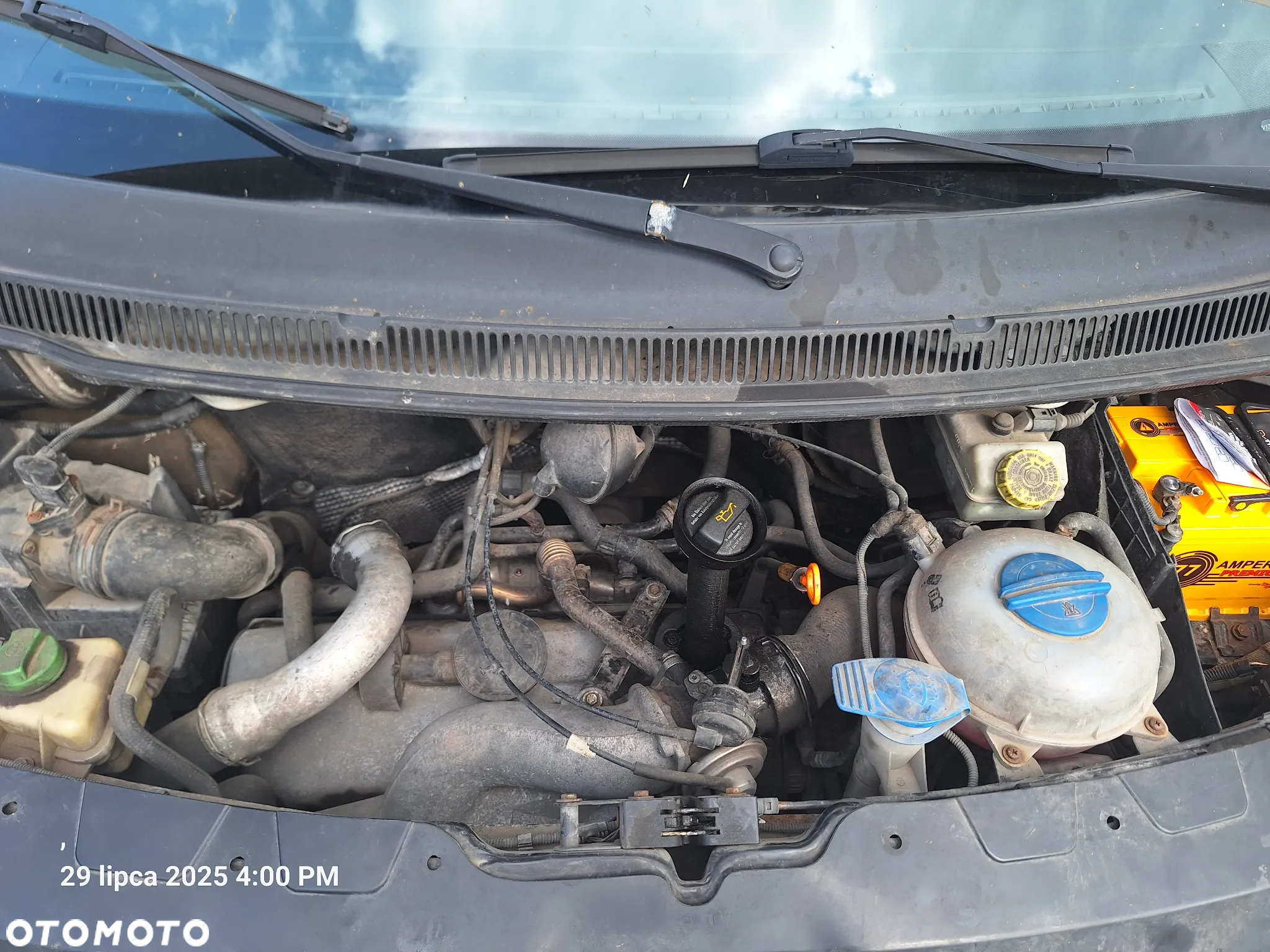 Volkswagen Transporter - 11