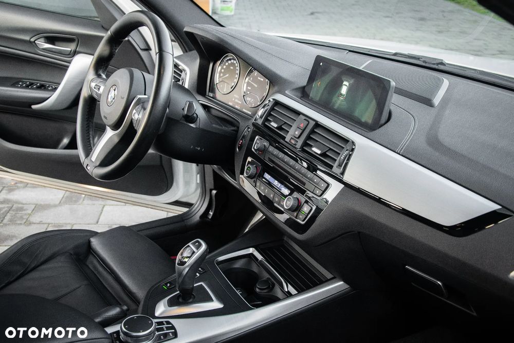 BMW Seria 1 120i GPF M Sport Shadow - 12