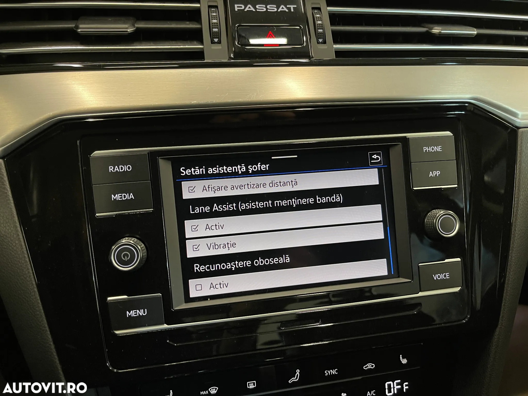 Volkswagen Passat 2.0 TDI DSG Highline - 17