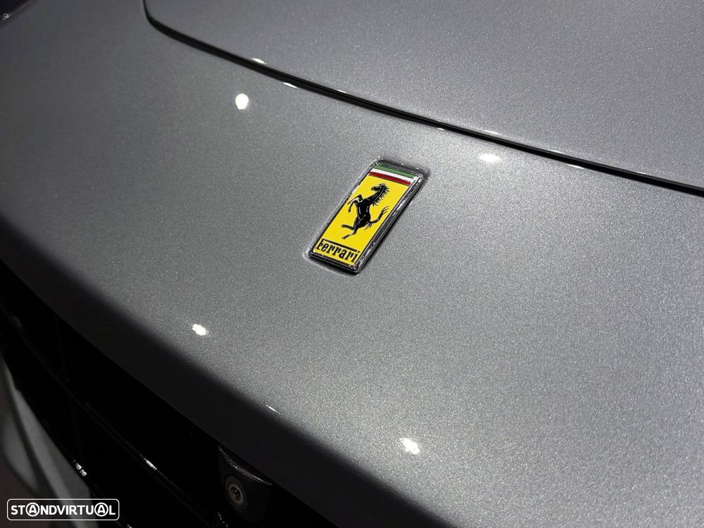 Ferrari FF - 13