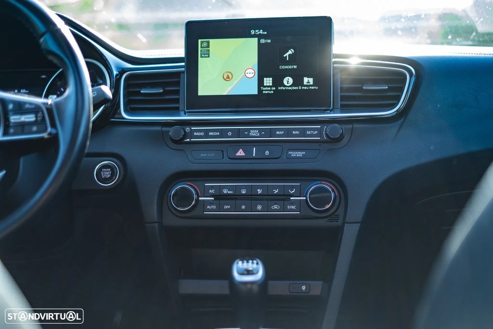 Kia Ceed 1.6 CRDi GT Line - 14