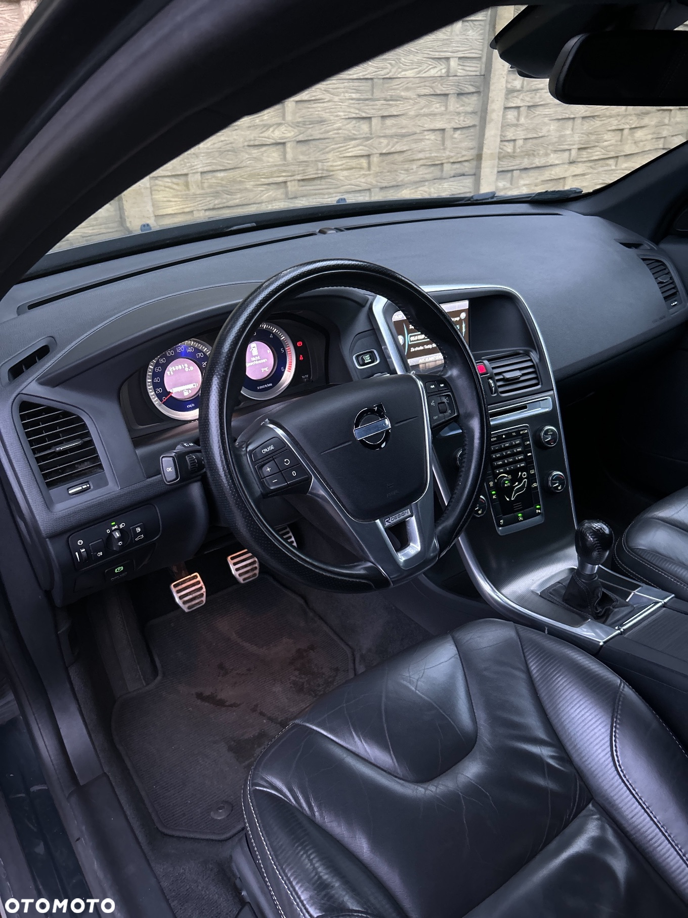 Volvo XC 60 D4 R-Design - 9