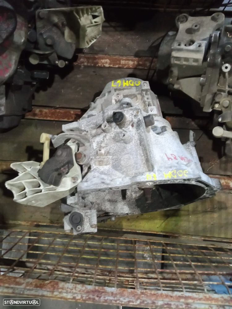 Caixa de velocidades Citroen C4 1.6 16v REF: 20DM64 - 1