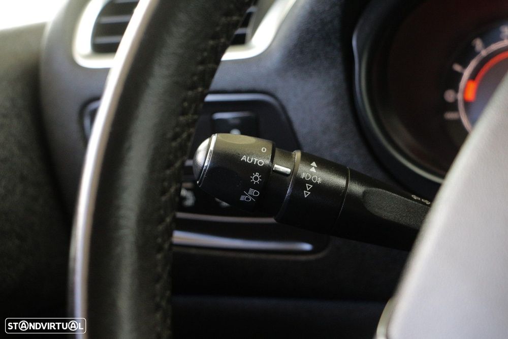 Citroën C4 1.6 HDi Attraction - 23