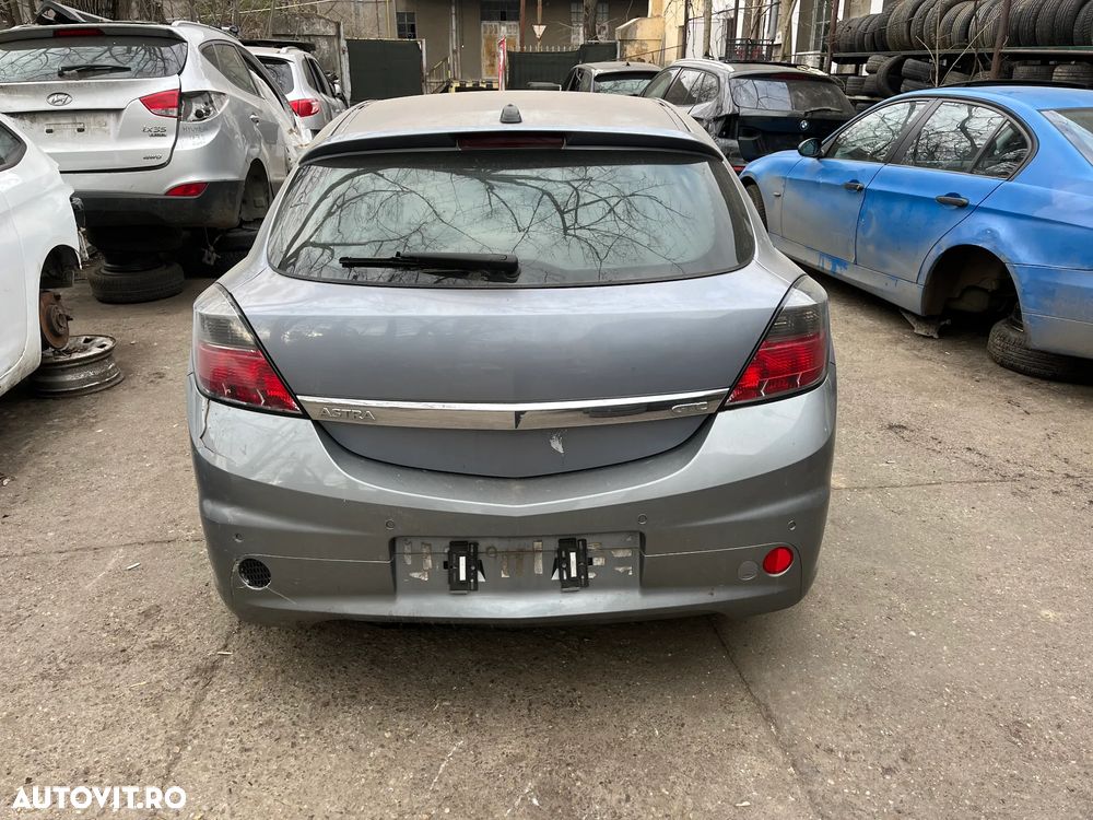 Dezmembrez Opel Astra H GTC gri Z163 OPC 1,9 diesel 6+1  Z19DTH-EDS1 140kw - 4