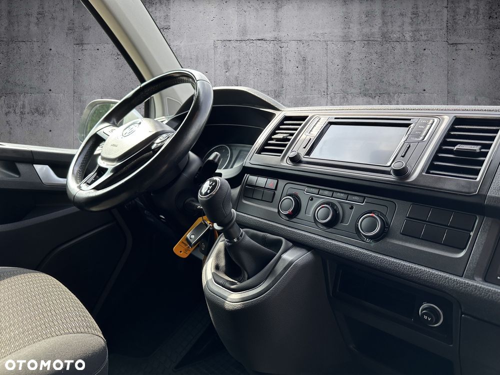 Volkswagen Caravelle 2.0 TDI L1 Comfortline - 15