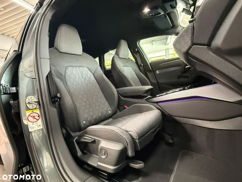 Audi A6 Avant TDI quattro S tronic - 11