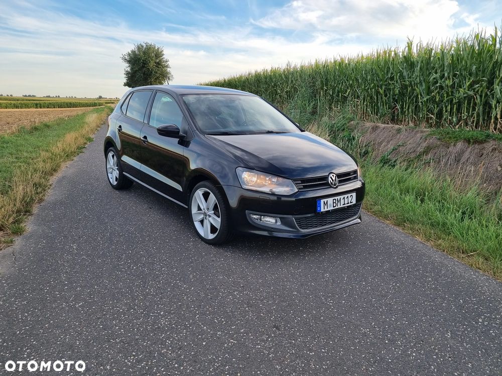 Volkswagen Polo 1.4 FSI Highline - 1