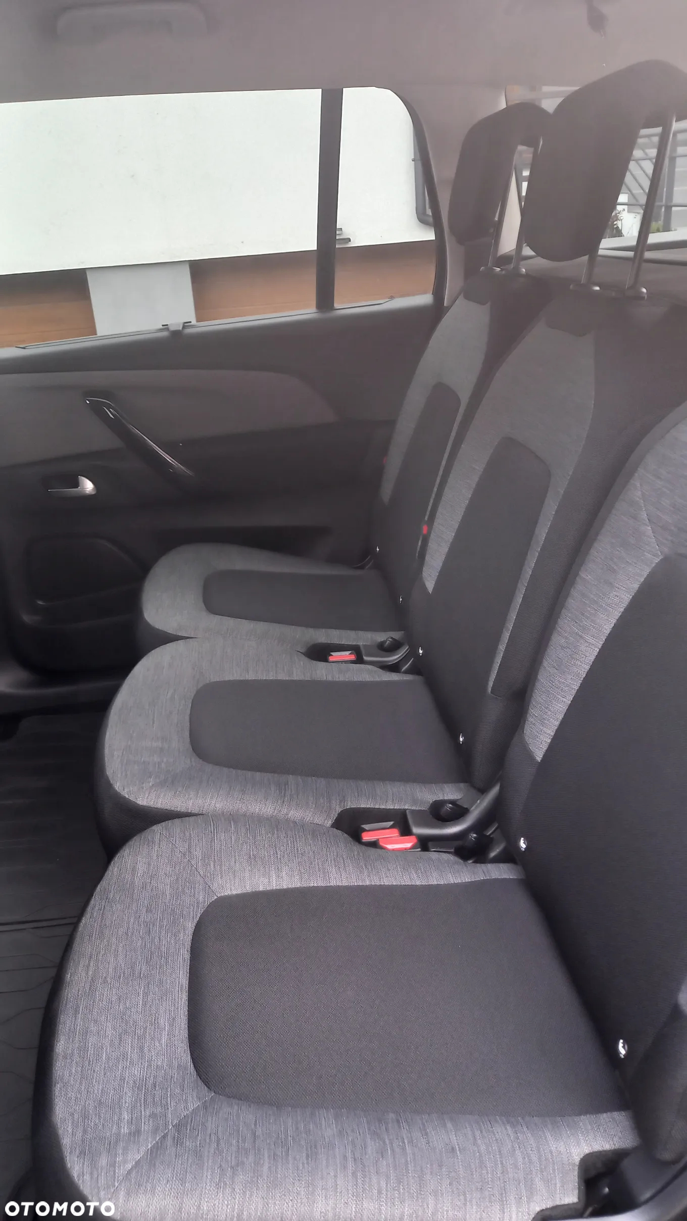 Citroën C4 Grand Picasso 1.6 BlueHDi MoreLife S&S - 10