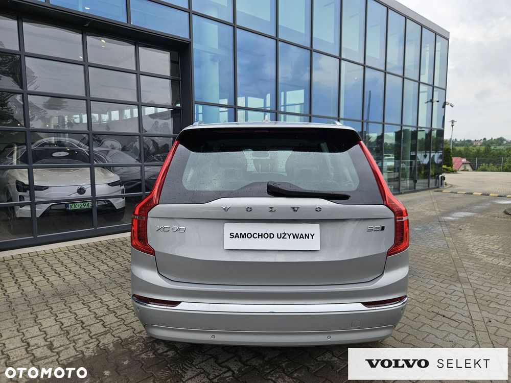 Volvo XC 90 - 7