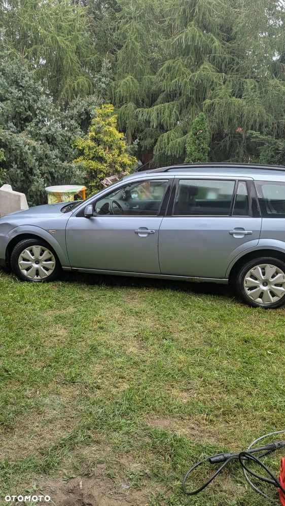 Ford Mondeo - 8