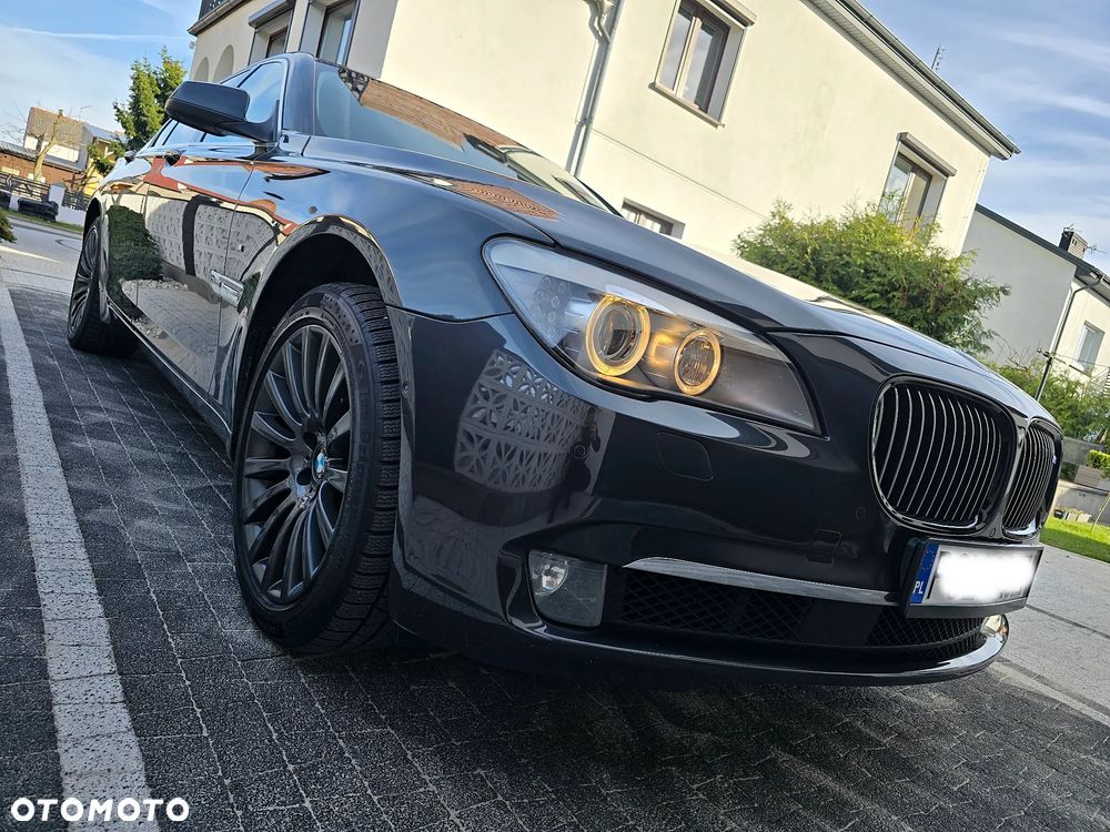 BMW Seria 7 740d xDrive - 2