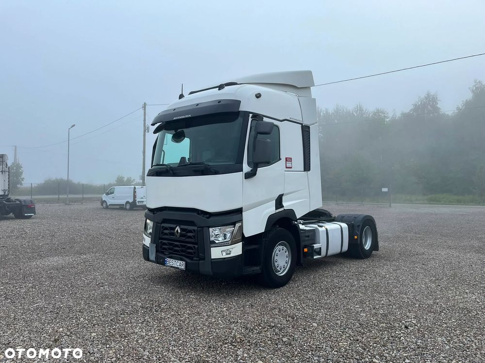 Renault T