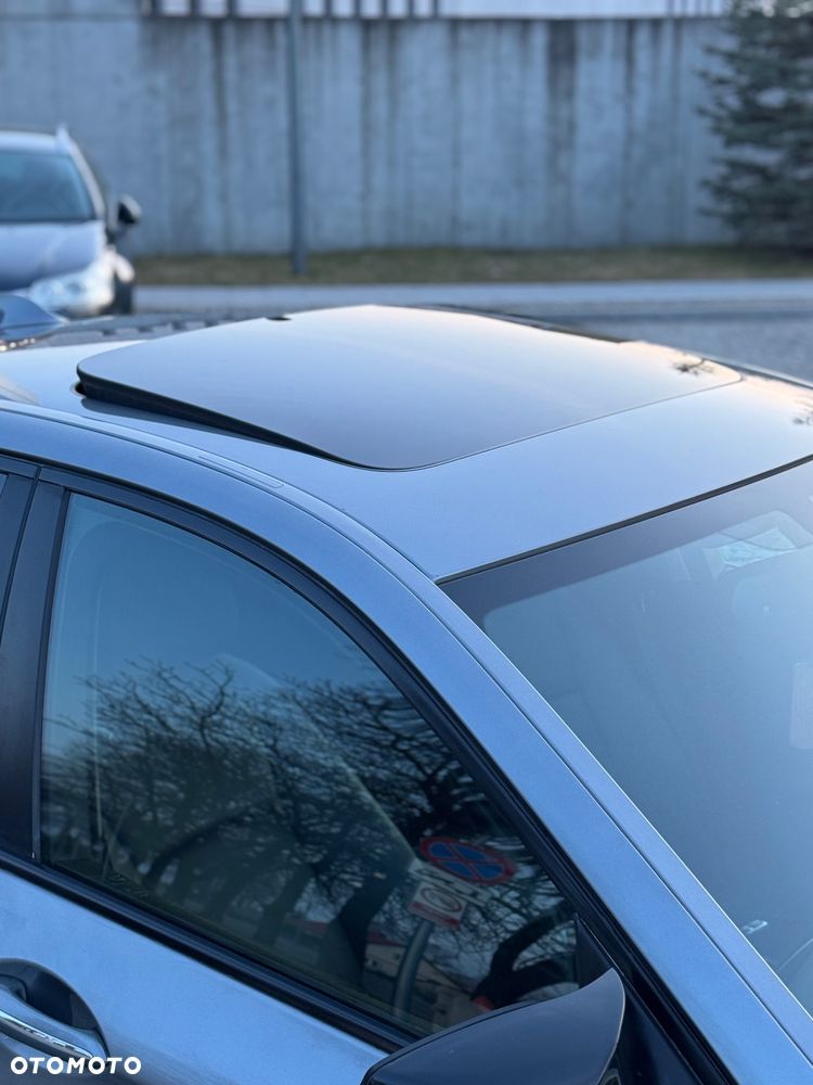 BMW Seria 5 528i - 10