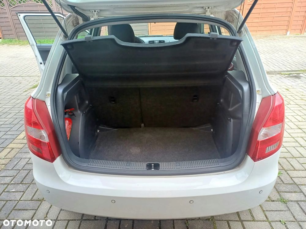 Skoda Fabia 1.4 16V Scout - 9