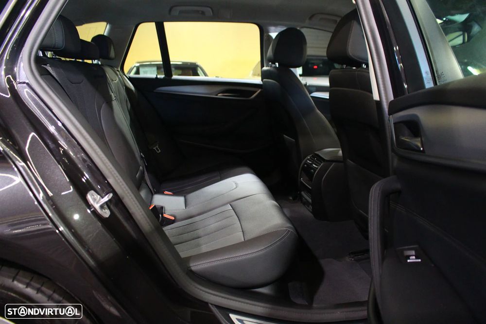 BMW 520 d Auto - 17