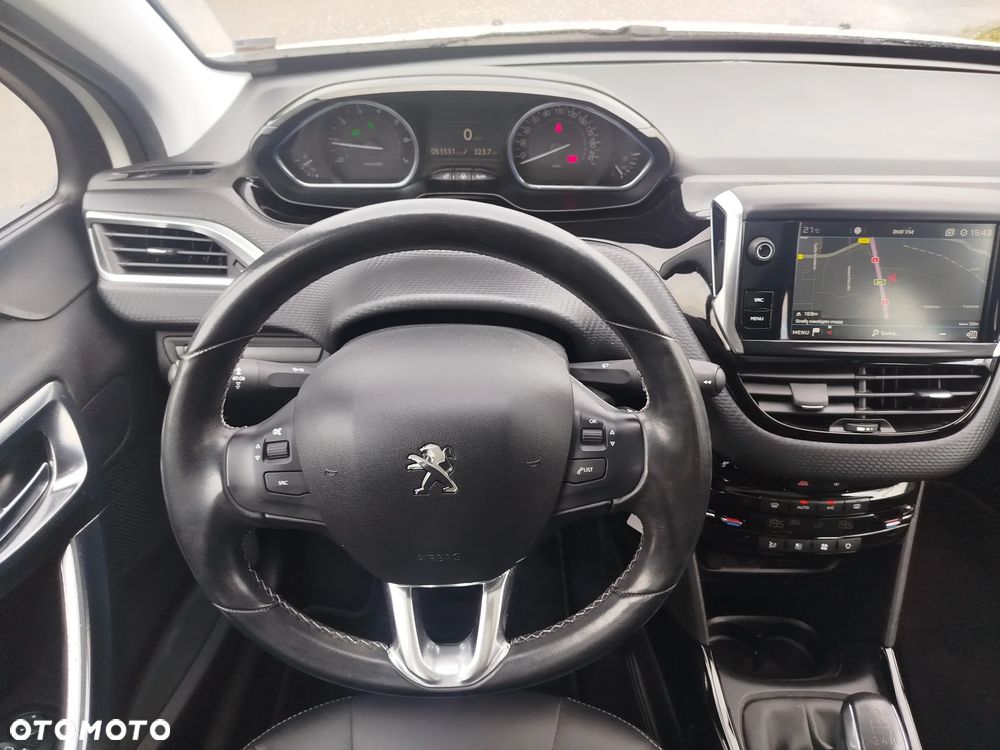 Peugeot 2008 - 15