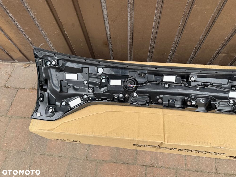 Blenda lampa tył Toyota Yaris GR 24- Lift LED blenda klapy - 5
