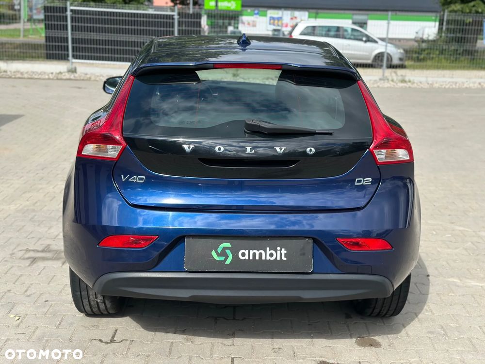 Volvo V40 - 8