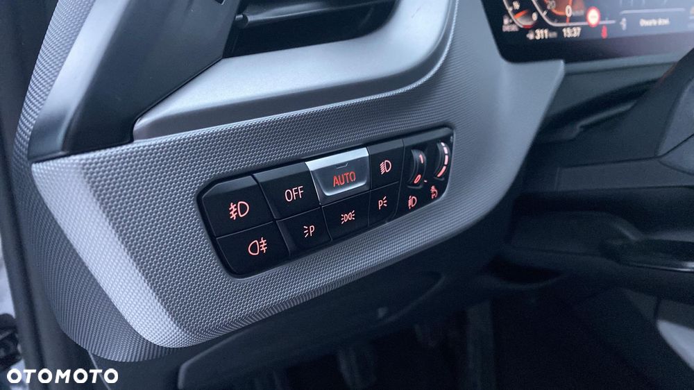 BMW Seria 1 118d - 23