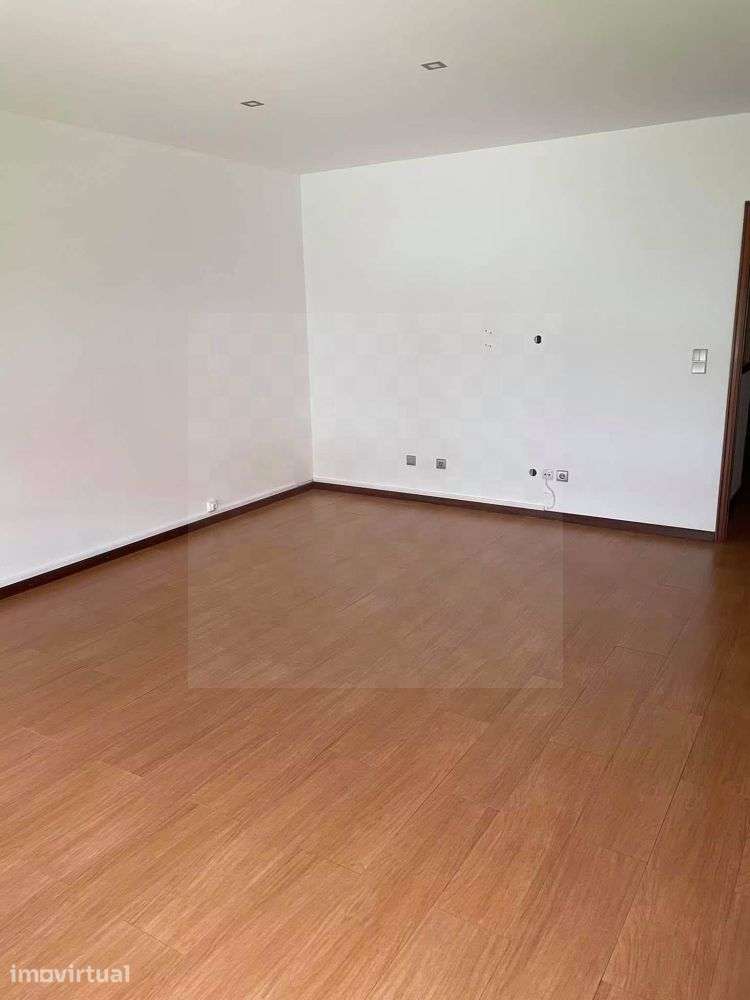 Apartamento T1+1 para arrendamento em Pedroso – Seixezelo - Grande imagem: 3/6