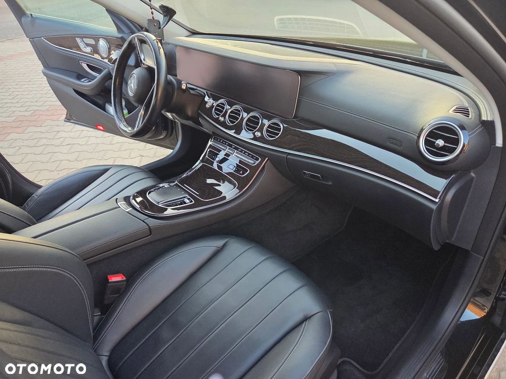 Mercedes-Benz Klasa E - 6